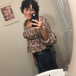 Meet your Posher, Mollie